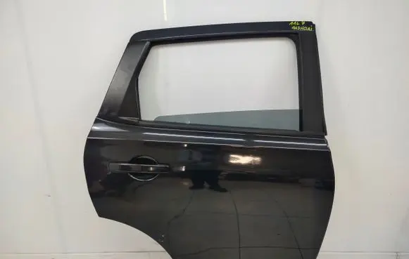 Nissan Qashqai Rear door 