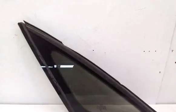 Audi A8 S8 D3 4E Rear side window