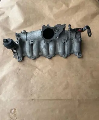 Audi A4 S4 B7 8E 8H Intake manifold 03G129713H
