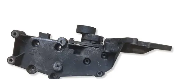 Volvo V70 Engine mounting bracket 9497106