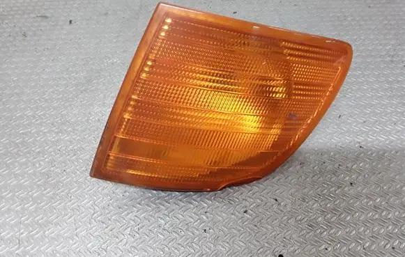 Mercedes-Benz Vito Viano W638 Front indicator light
