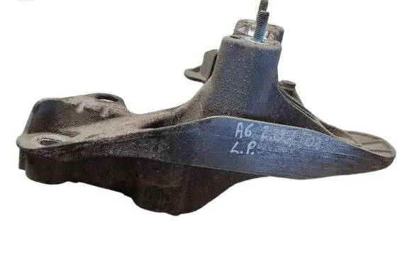 Audi A6 S6 C6 4F Engine mounting bracket 4F0199351E