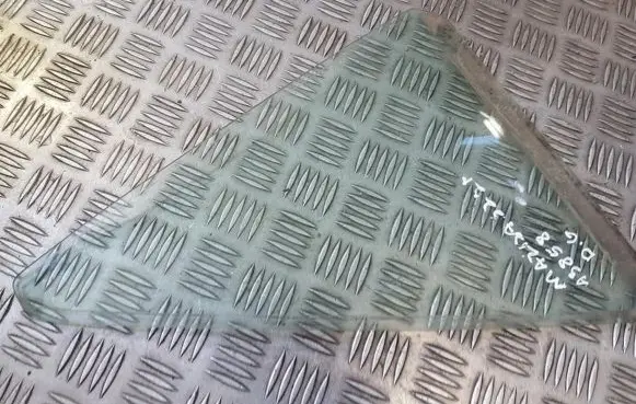 Mazda 323 F Rear vent window glass 