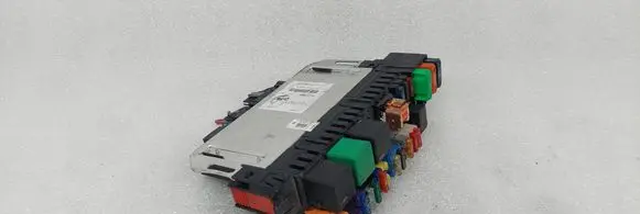 Mercedes-Benz S W220 Fuse module 05045122 A0265455332