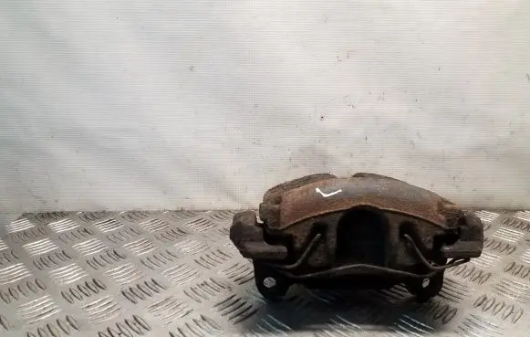 Skoda Octavia Mk2 (1Z) Front brake caliper