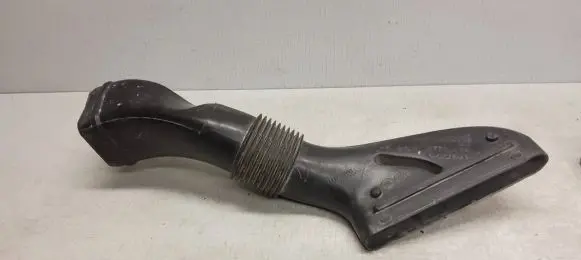 Volvo S60 Engine coolant pipe/hose 8638624
