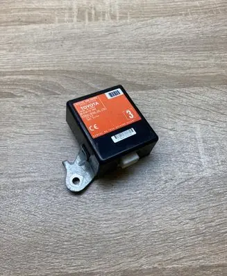 Toyota Prius (XW20) Door control unit/module 8974147120 61B176000