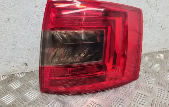 Skoda Octavia Mk3 (5E) Rear/tail lights 5E9945096