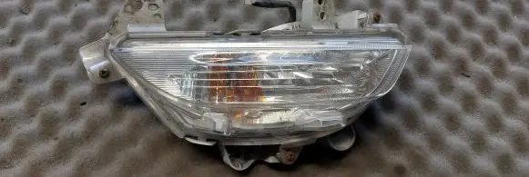 Mazda 3 III Front indicator light B45A51360