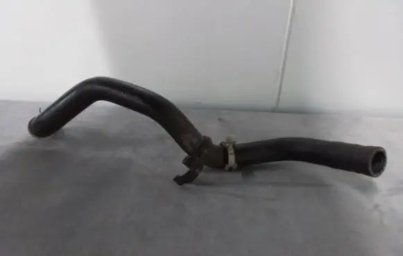 Subaru Forester SK Engine coolant pipe/hose