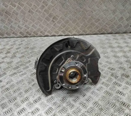 Skoda Superb B8 (3V) Front wheel hub 5Q0407253A 5Q0407257A