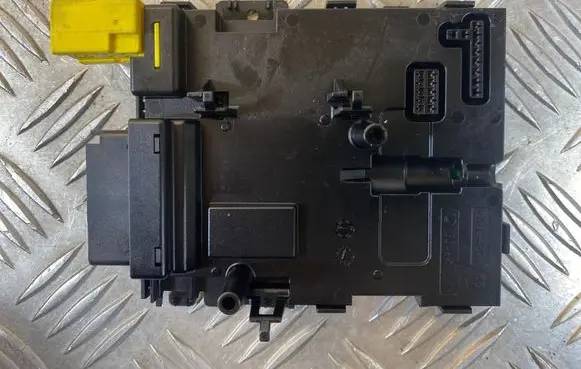 Volkswagen PASSAT B6 Steering angle sensor 3C0953549M 05113851 01101070920130