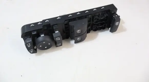 Renault Megane III Electric window control switch