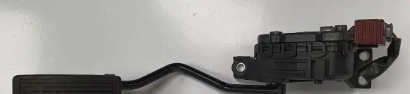 Nissan Primera Accelerator throttle pedal 18002AU410