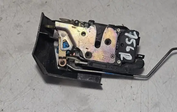 Alfa Romeo 156 Front door lock