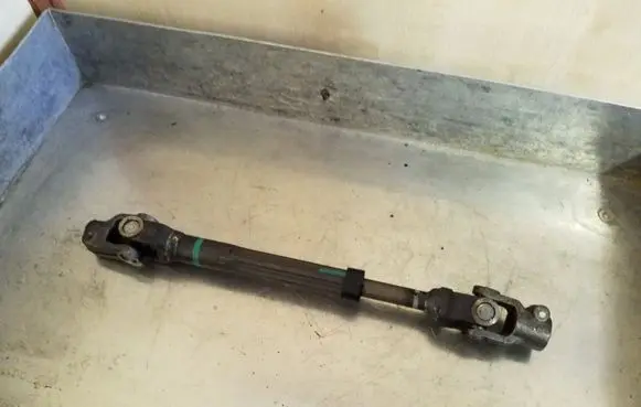 KIA Sportage Steering column universal joint