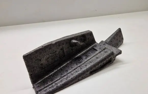 BMW 1 E82 E88 Other trunk/boot trim element 7141098