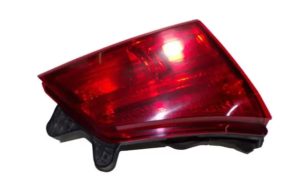 Subaru Legacy Tailgate rear/tail lights 23620073