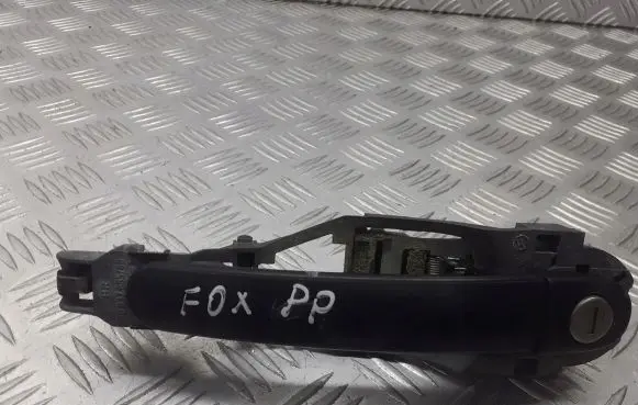 Volkswagen Fox Front door exterior handle