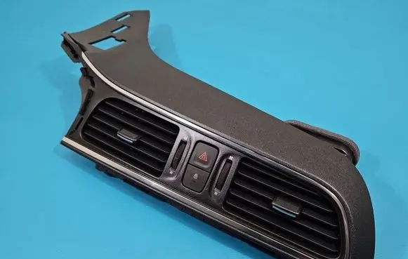 Renault Kadjar Dash center air vent grill 687509788R IMPRK1525055