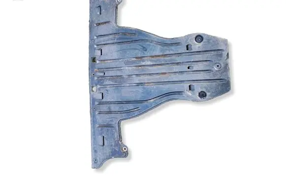 Volkswagen ID.3 Engine splash shield/under tray 1EA825102