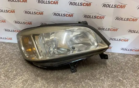 Opel Zafira A Headlight/headlamp 89100055