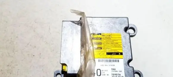 Toyota Yaris Airbag control unit/module 212986102 89170-0d170