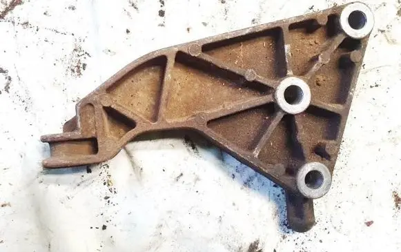 Opel Astra G Engine mounting bracket 90575233