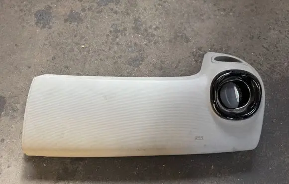 Renault Trafic III (X82) Airbag cover 