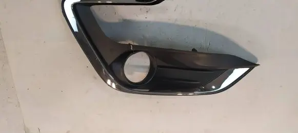 Ford Ka Front fog light trim/grill J7BB15B216A
