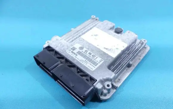 Volkswagen Scirocco Engine control unit/module ECU 03L906022S IMPRK943070
