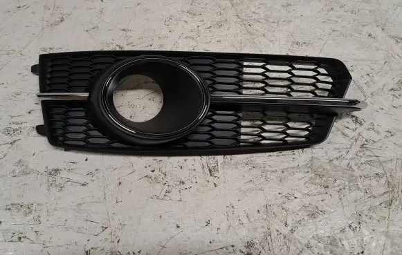 Audi A6 C7 Front bumper lower grill 4G0807647C
