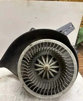 Audi A1 Heater fan/blower 6Q1819015G A1915