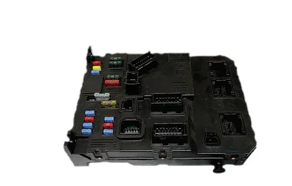 Peugeot 206+ Fuse module 9653667680