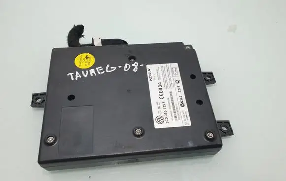 Volkswagen Touareg I Phone control unit/module 3C0035729F