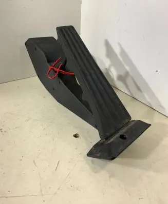 BMW 5 E60 E61 Accelerator throttle pedal 6772646 35426772646