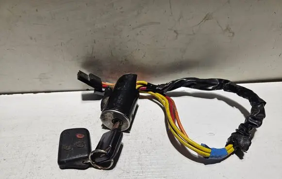 Renault Laguna I Ignition lock