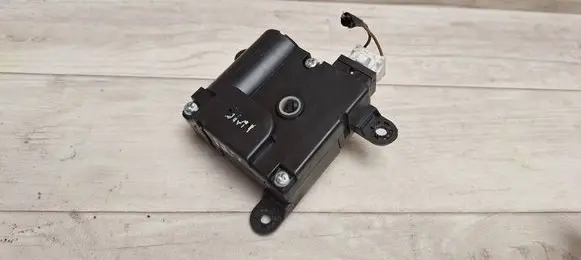 Hyundai Tucson JM Air flap motor/actuator