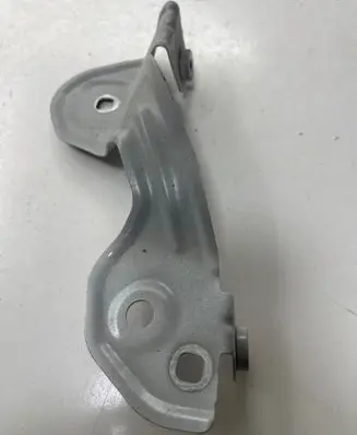 BMW 2 G42 Fender mounting bracket 8497747