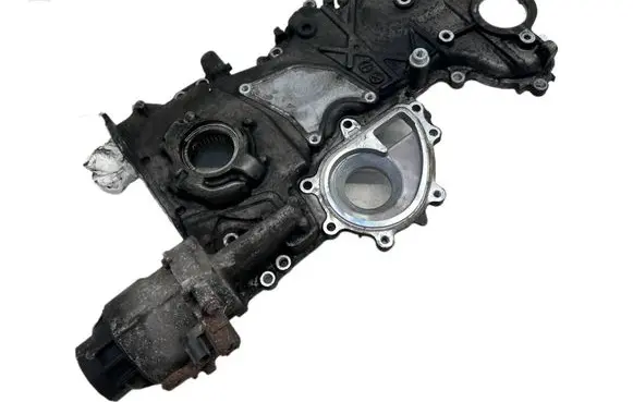 Toyota Avensis T270 Timing chain cover 