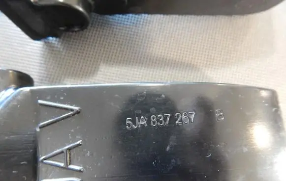 Skoda Rapid (NH) Front door check strap stopper