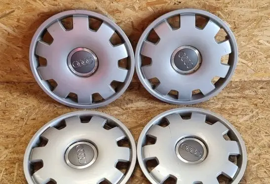 Audi A4 S4 B7 8E 8H R16 wheel hub/cap/trim 4B0601147D