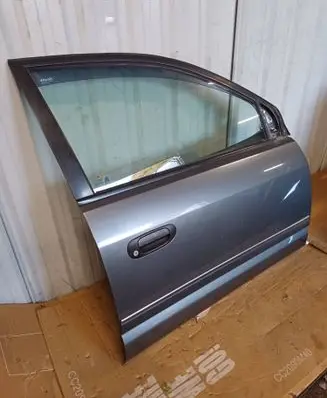 Mitsubishi Space Star Front door