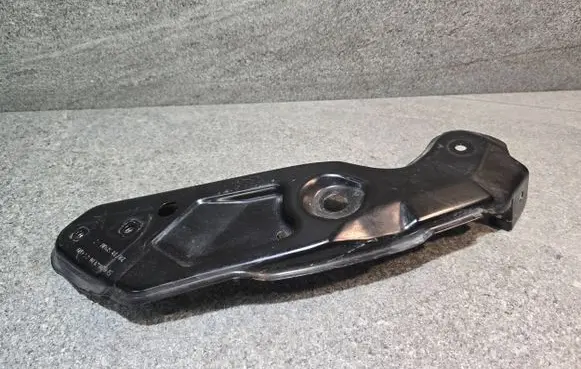 Seat Leon (5F) Headlight/headlamp mounting bracket 5F0806930