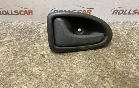 Opel Vivaro Rear door interior handle 96012221 77004238878