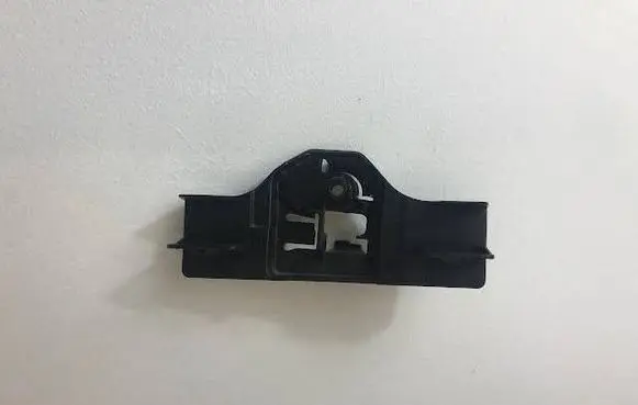 Volvo S90, V90 Front bumper mounting bracket 31455603