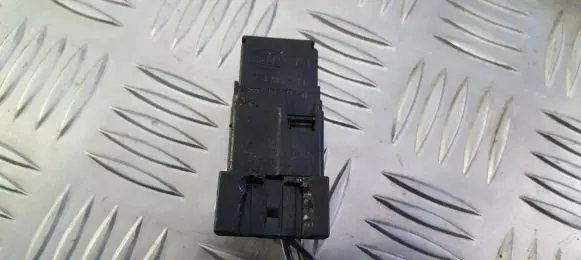 Nissan Primera Other relay 4rd00781404 4rd007814-04