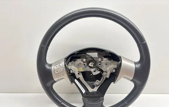 Toyota Auris 150 Steering wheel 6066111 8056307 57B0