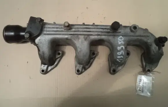 Chrysler Grand Voyager II Intake manifold