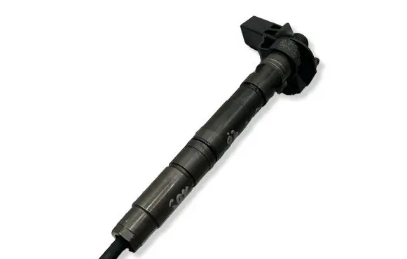 Volkswagen Golf V Fuel injector 03L130277 081223 0445116030